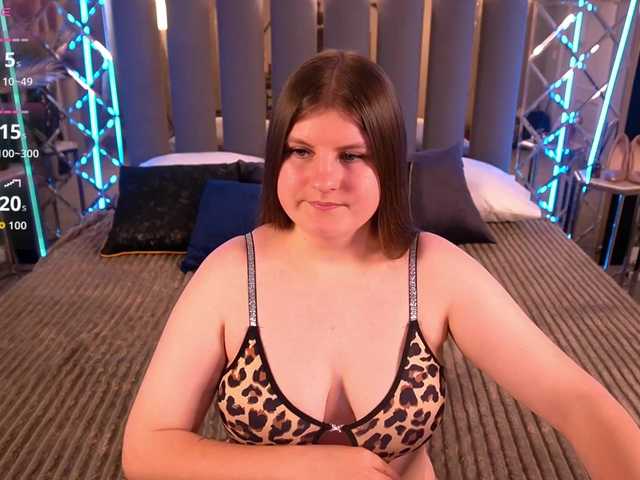CassandraGoldd live cam on BongaCams