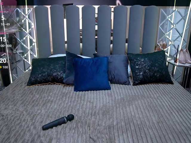 CassandraGoldd live cam on BongaCams