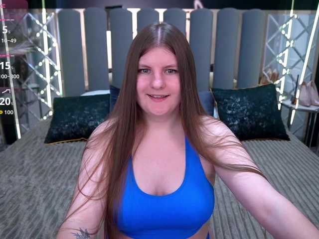 CassandraGoldd live cam on BongaCams