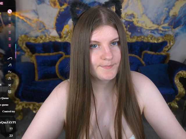 CassandraGoldd live cam on BongaCams