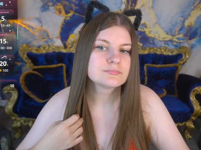 CassandraGoldd live cam on BongaCams
