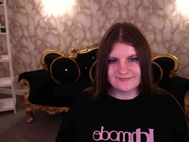 CassandraGoldd webcam
