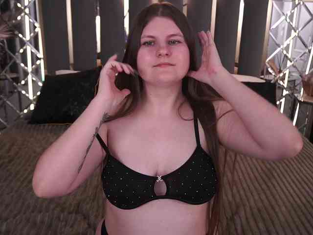 CassandraGoldd webcam