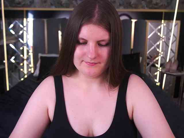 CassandraGoldd webcam
