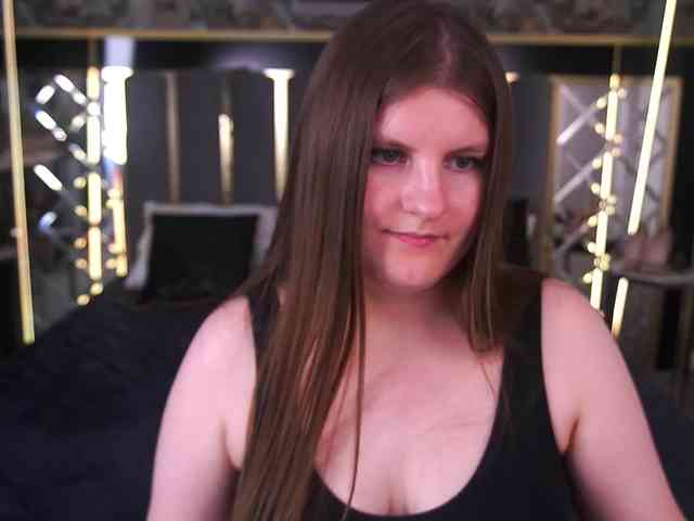 CassandraGoldd webcam