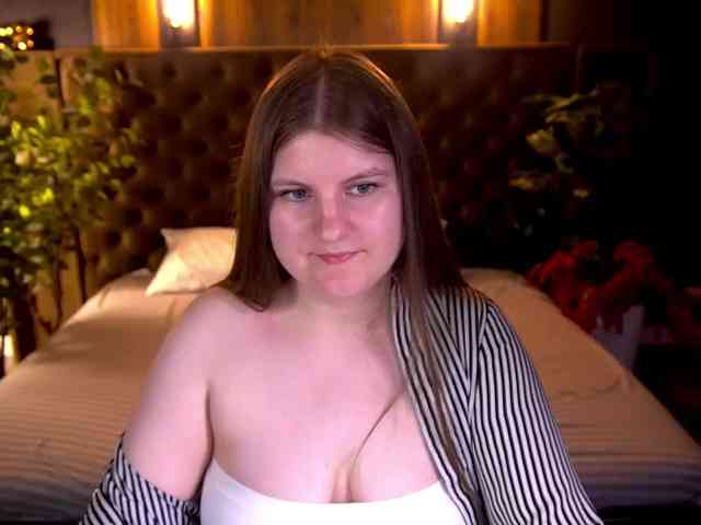 CassandraGoldd webcam