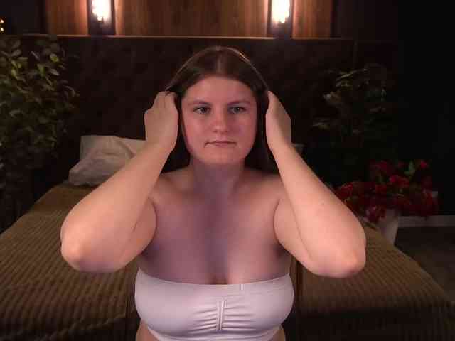 CassandraGoldd webcam