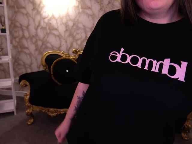 CassandraGoldd webcam