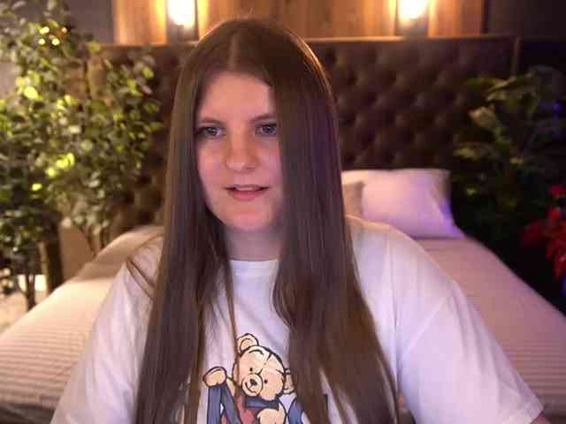CassandraGoldd webcam