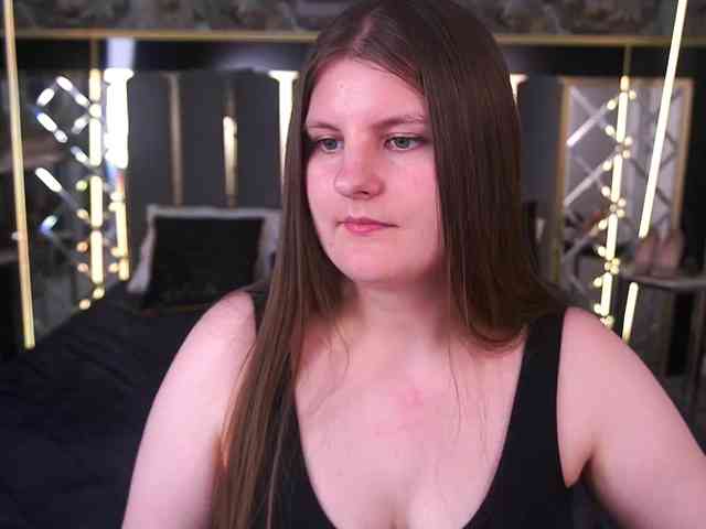 CassandraGoldd webcam