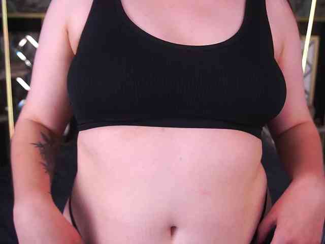 CassandraGoldd webcam