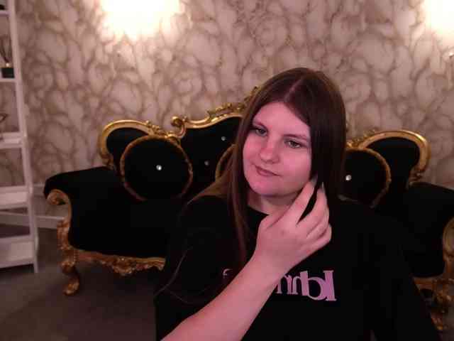 CassandraGoldd webcam