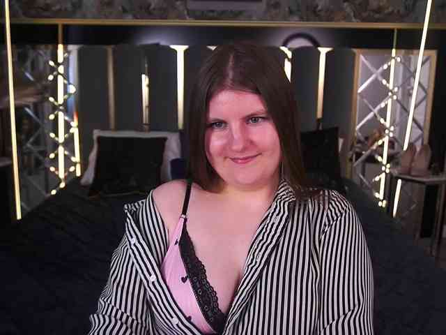 CassandraGoldd webcam