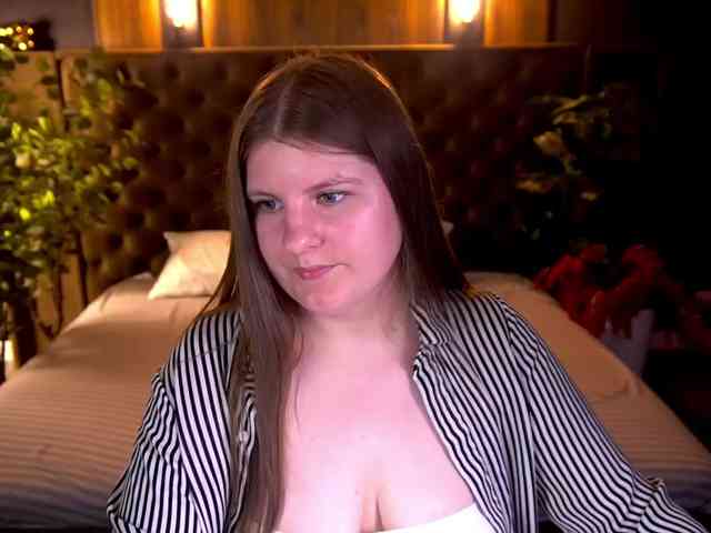 CassandraGoldd webcam
