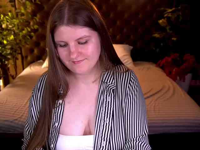 CassandraGoldd webcam