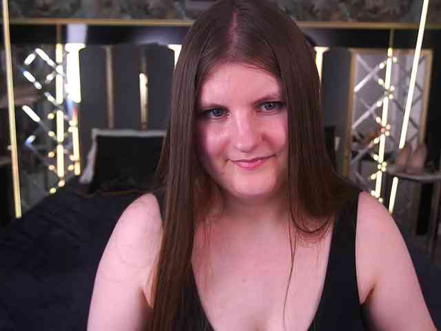 CassandraGoldd webcam