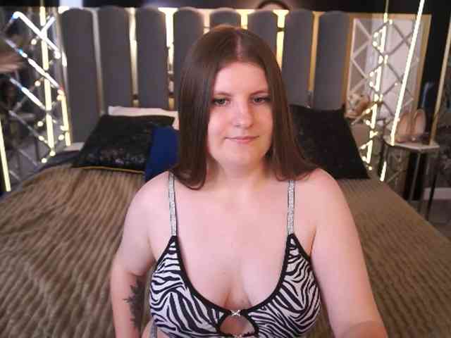 CassandraGoldd webcam