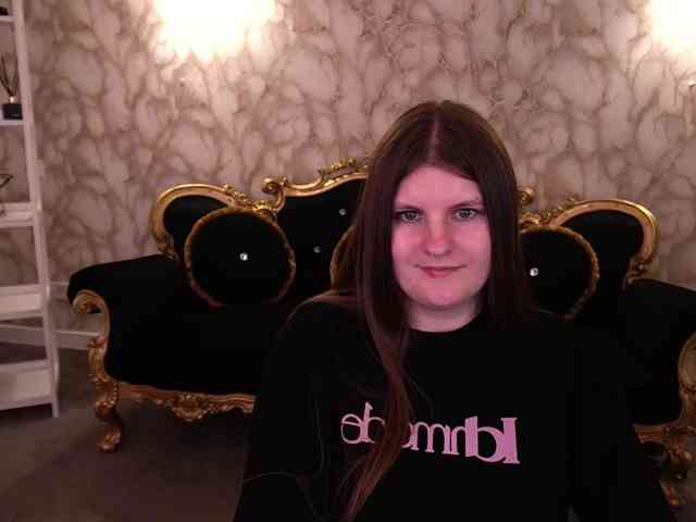 CassandraGoldd webcam