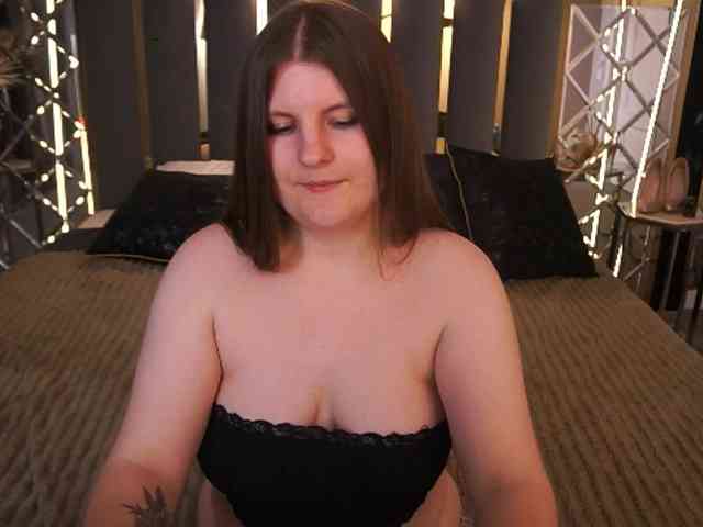 CassandraGoldd webcam