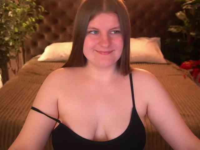 CassandraGoldd webcam