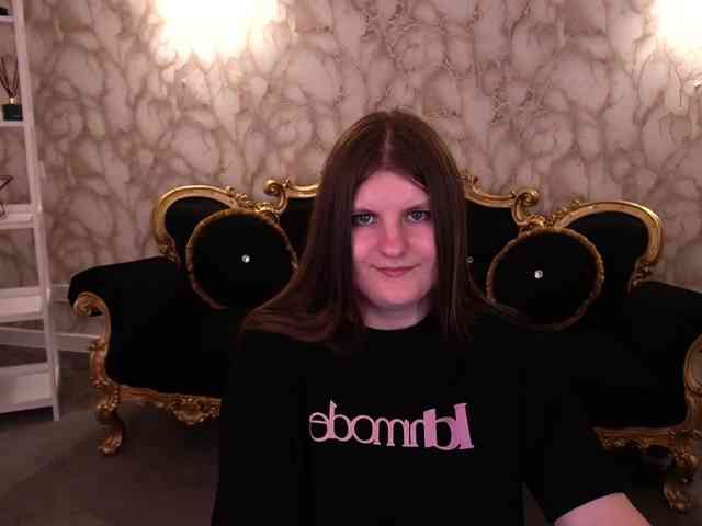 CassandraGoldd webcam