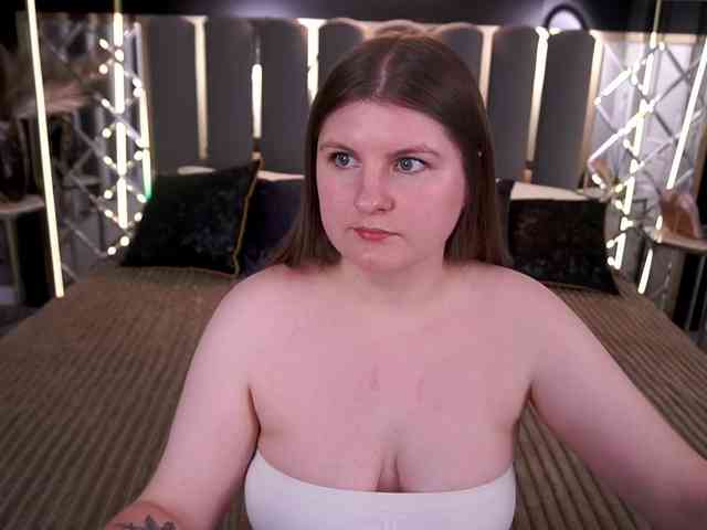 CassandraGoldd webcam
