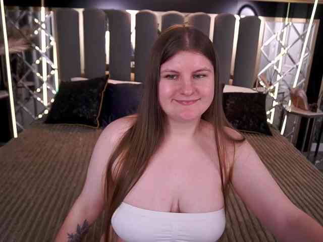 CassandraGoldd webcam