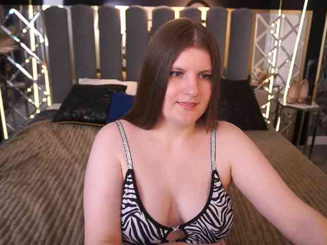 CassandraGoldd webcam