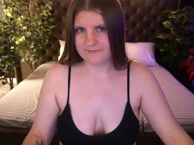 CassandraGoldd webcam