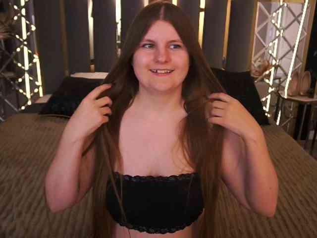 CassandraGoldd webcam