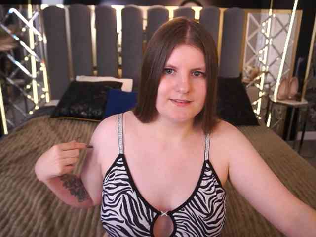 CassandraGoldd webcam