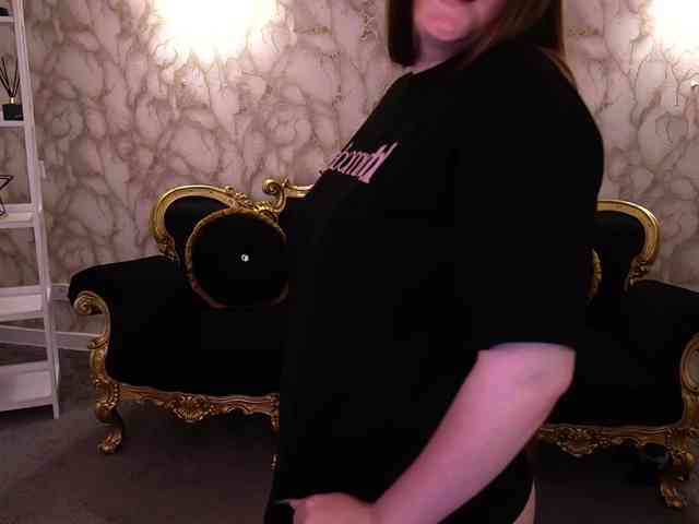 CassandraGoldd webcam
