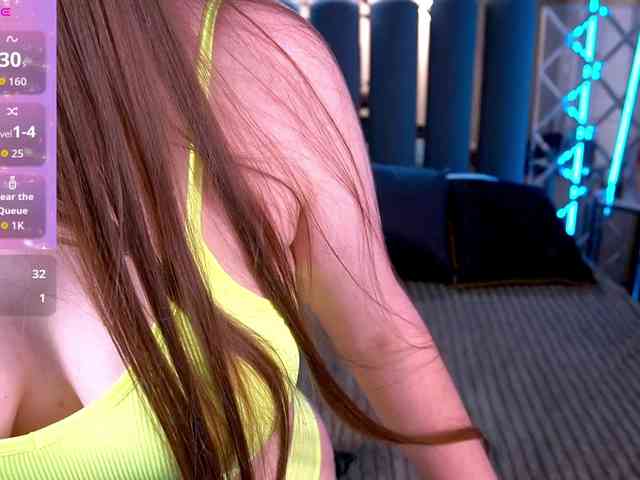 CassandraGoldd webcam