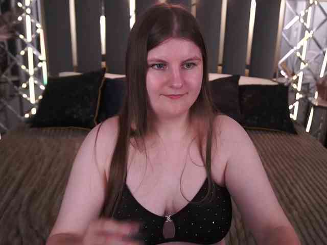 CassandraGoldd webcam