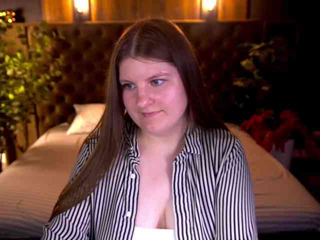 CassandraGoldd webcam