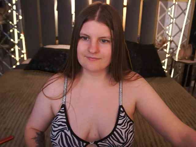 CassandraGoldd webcam