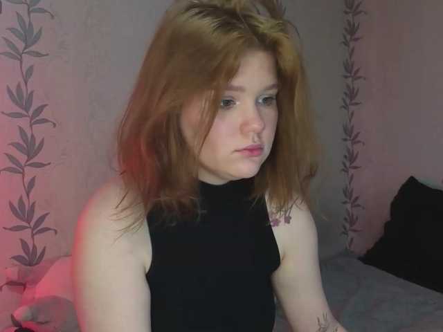 KissShine live cam on BongaCams