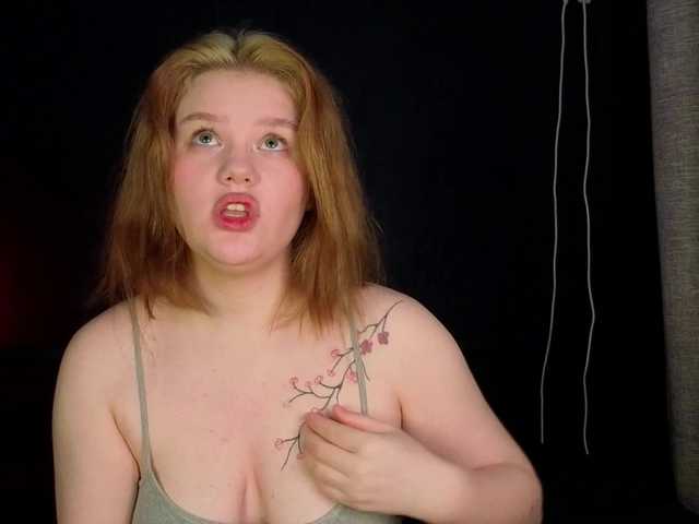 KissShine live cam on BongaCams