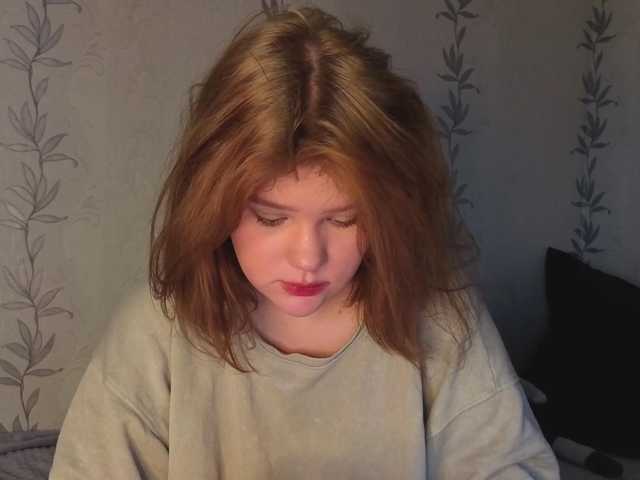 KissShine live cam on BongaCams