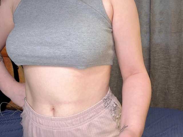 KissShine live cam on BongaCams