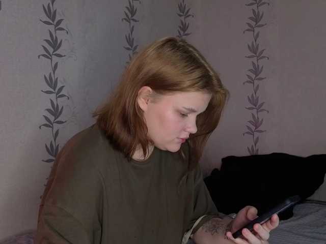 KissShine live cam on BongaCams