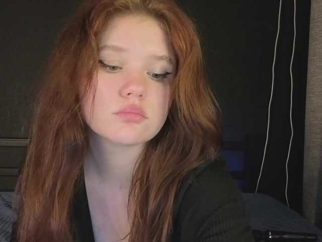 KissShine live cam on BongaCams