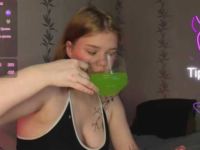 KissShine live cam on BongaCams