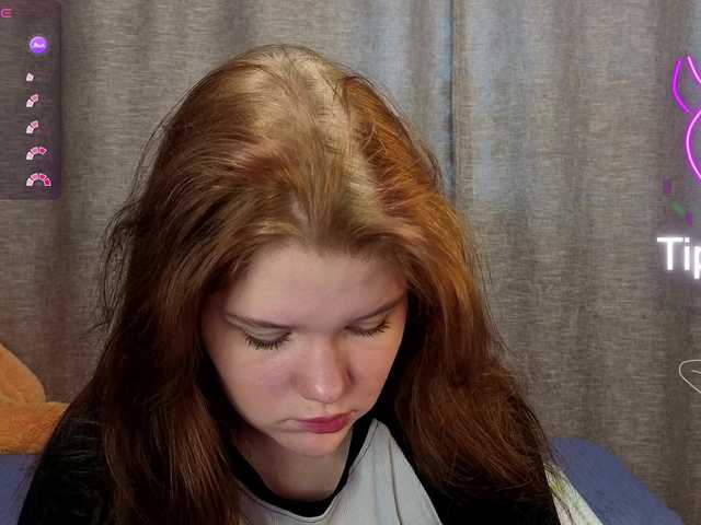 KissShine live cam on BongaCams