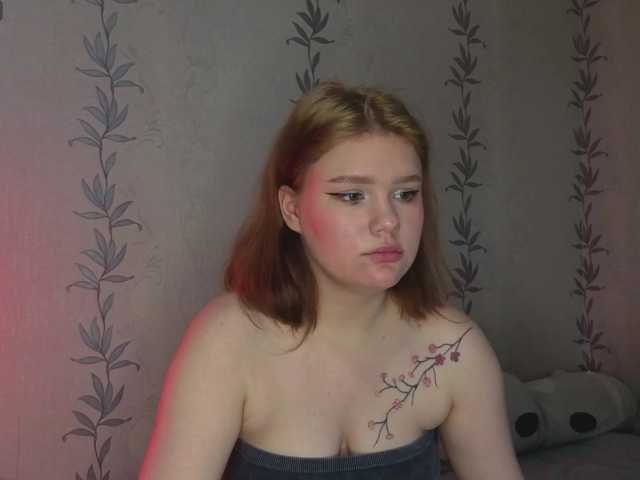 KissShine live cam on BongaCams