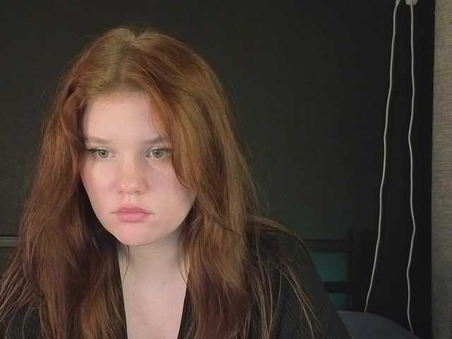 KissShine live cam on BongaCams