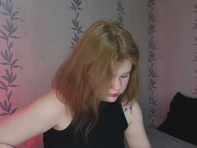 KissShine live cam on BongaCams