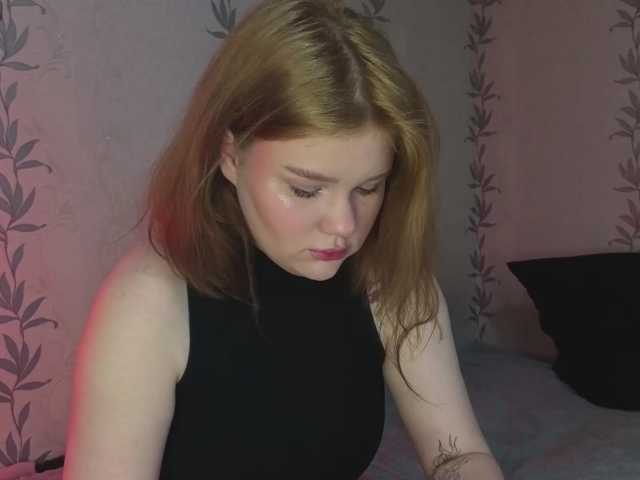 KissShine live cam on BongaCams