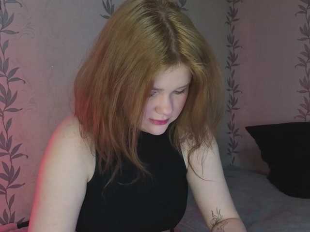 KissShine live cam on BongaCams