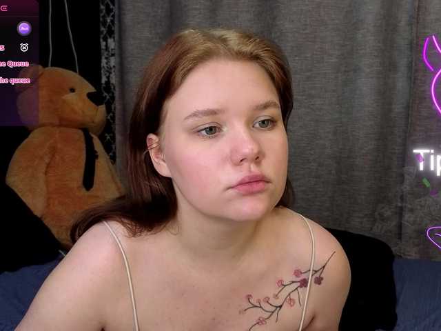 KissShine live cam on BongaCams